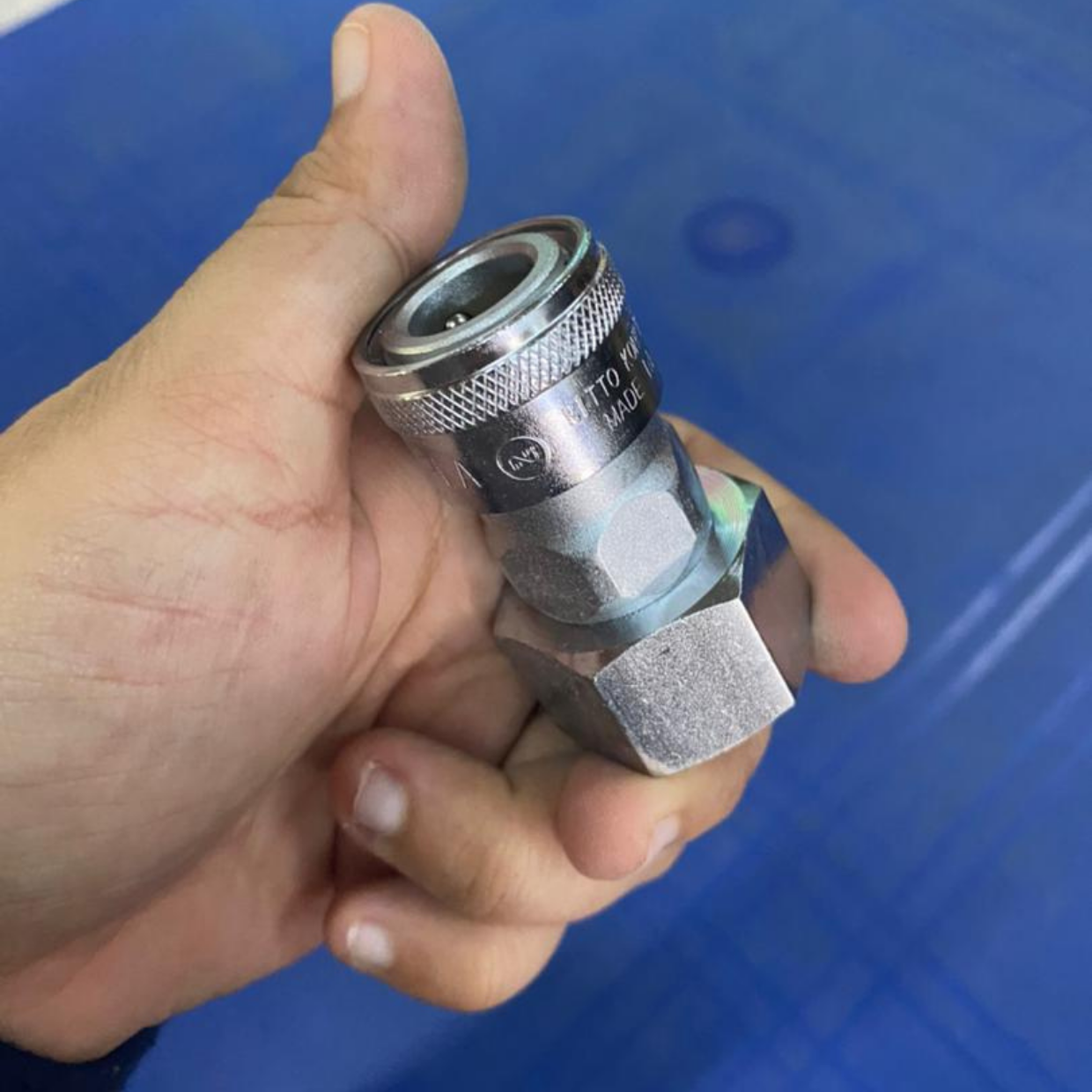 STAINLESS STEEL COUPLER PLUG