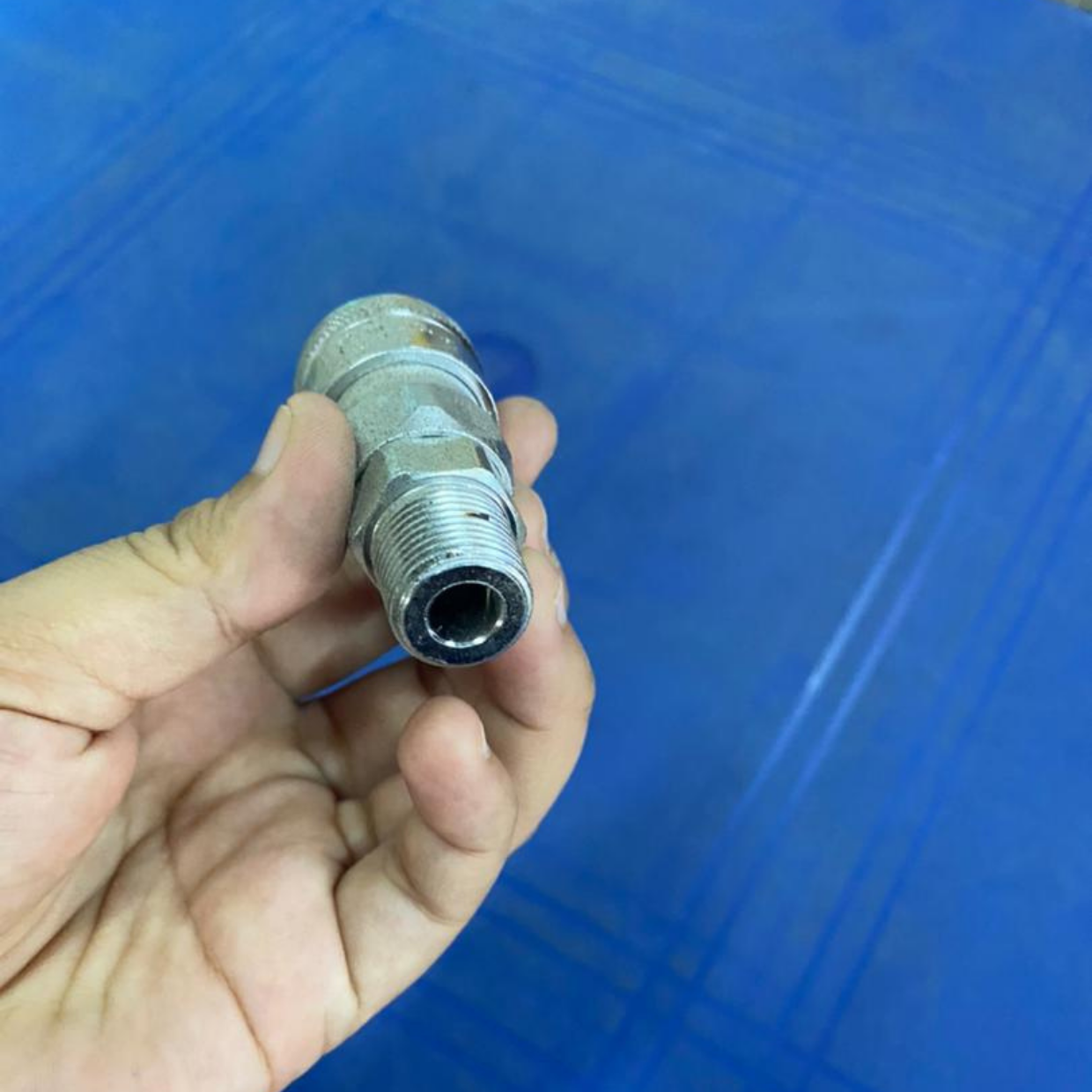 STAINLESS STEEL COUPLER PLUG