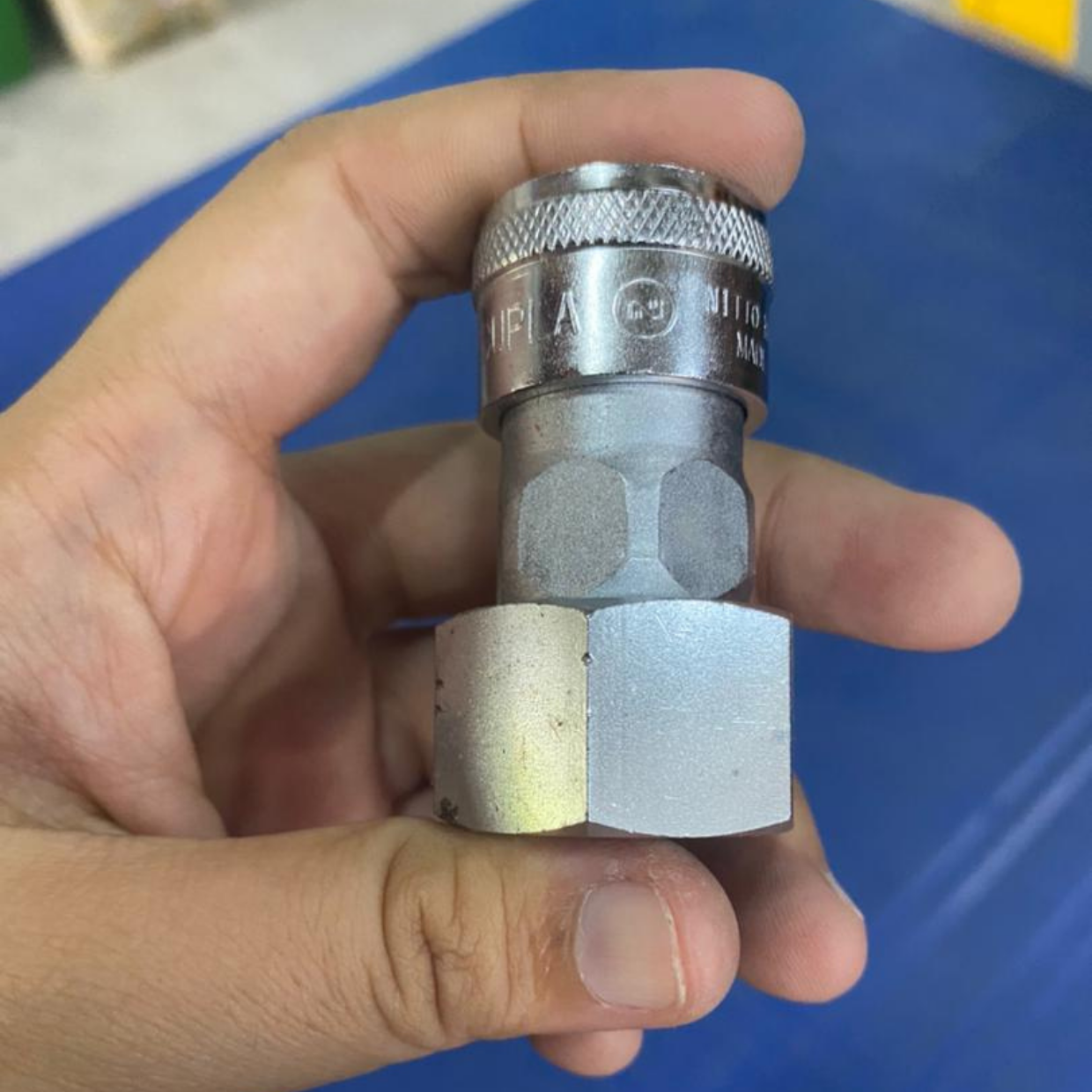 STAINLESS STEEL COUPLER PLUG