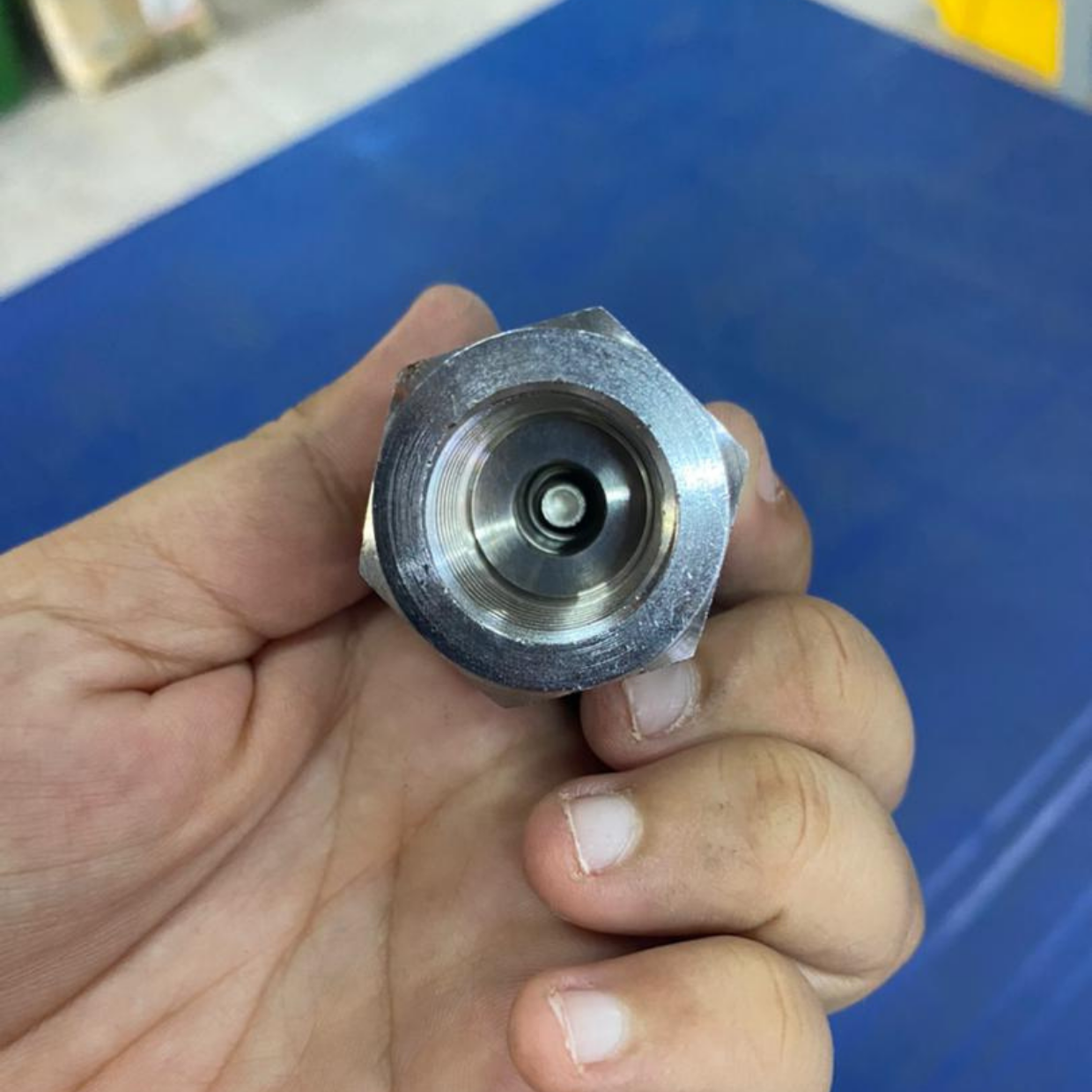 STAINLESS STEEL COUPLER PLUG